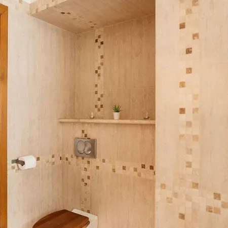 Comfortable Double In The City Center Pensjonat *
