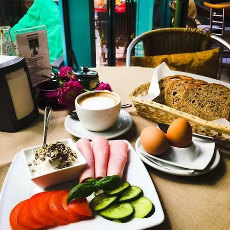 بيت ضيافة Comfortable Double In The City Center كراكوفيا