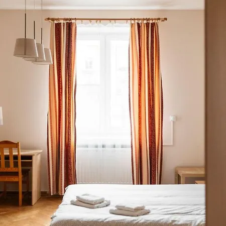 Comfortable Double In The City Center بيت ضيافة *